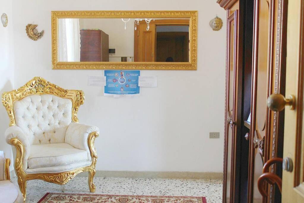 The Golden Apartment Венеция Экстерьер фото